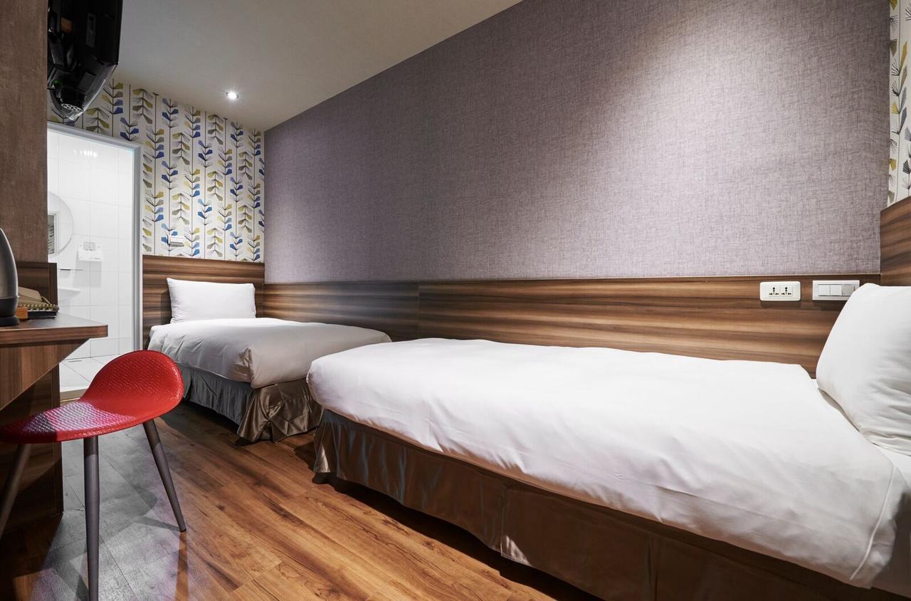 Tomorrow Hotel Taipei Exterior photo
