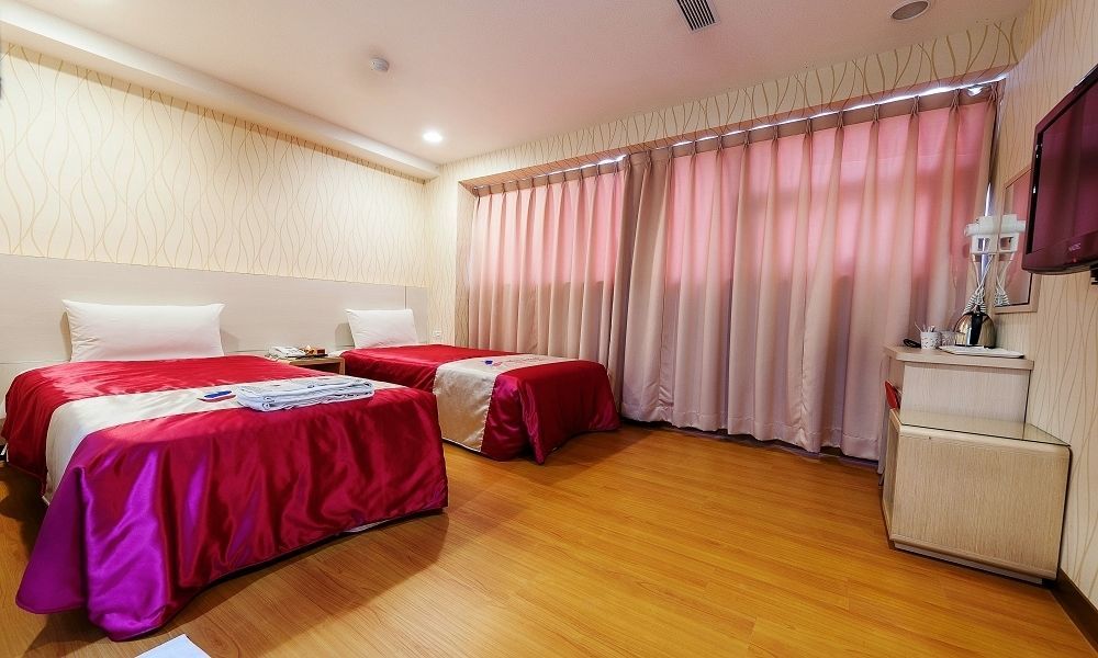 Tomorrow Hotel Taipei Exterior photo