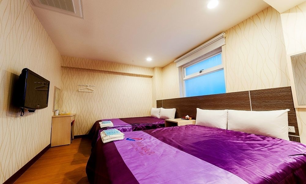 Tomorrow Hotel Taipei Exterior photo