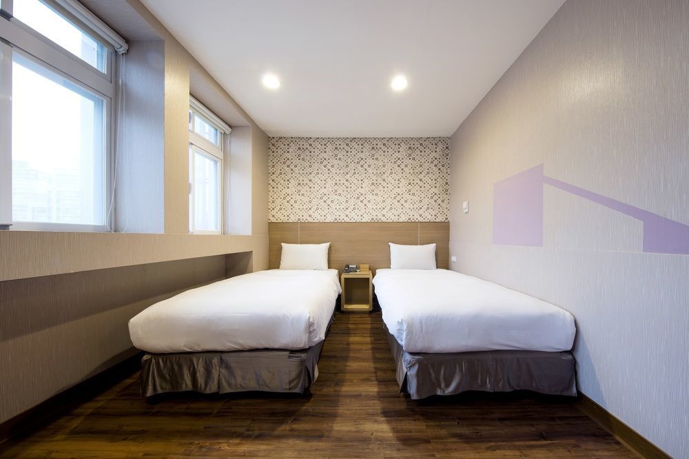 Tomorrow Hotel Taipei Exterior photo