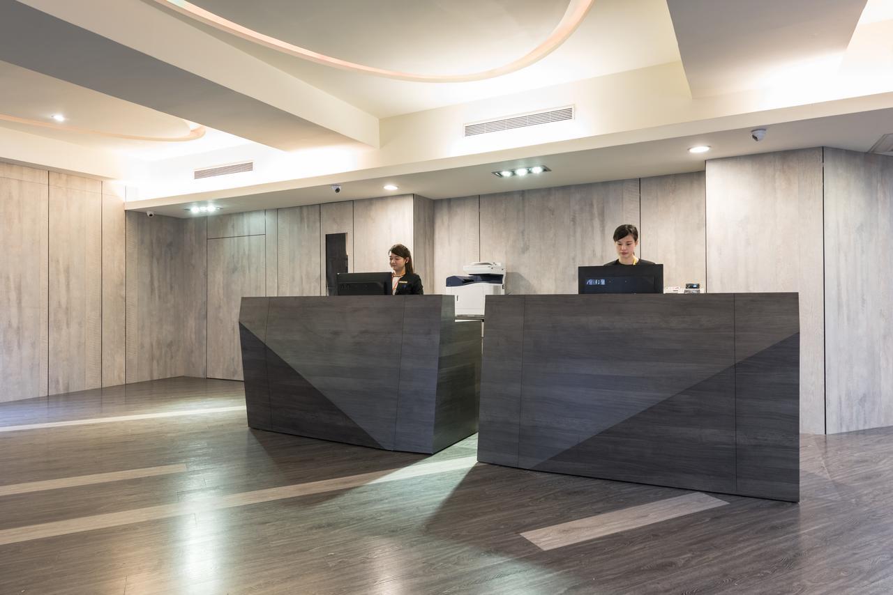 Tomorrow Hotel Taipei Exterior photo