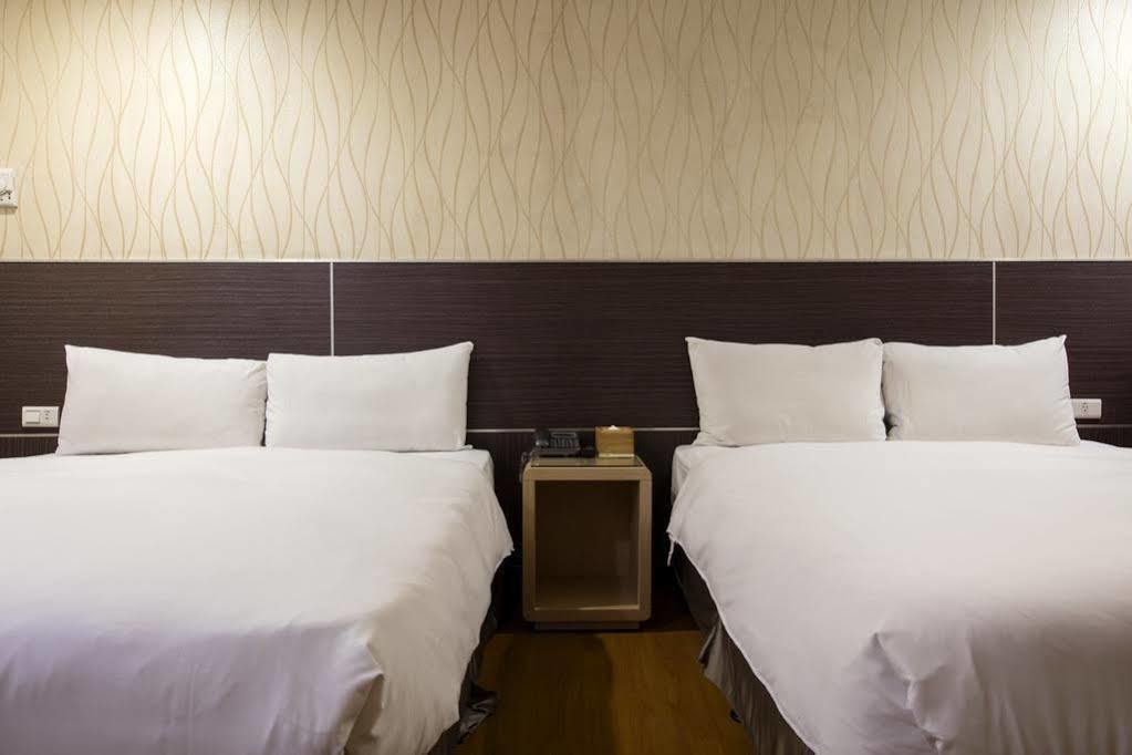 Tomorrow Hotel Taipei Exterior photo